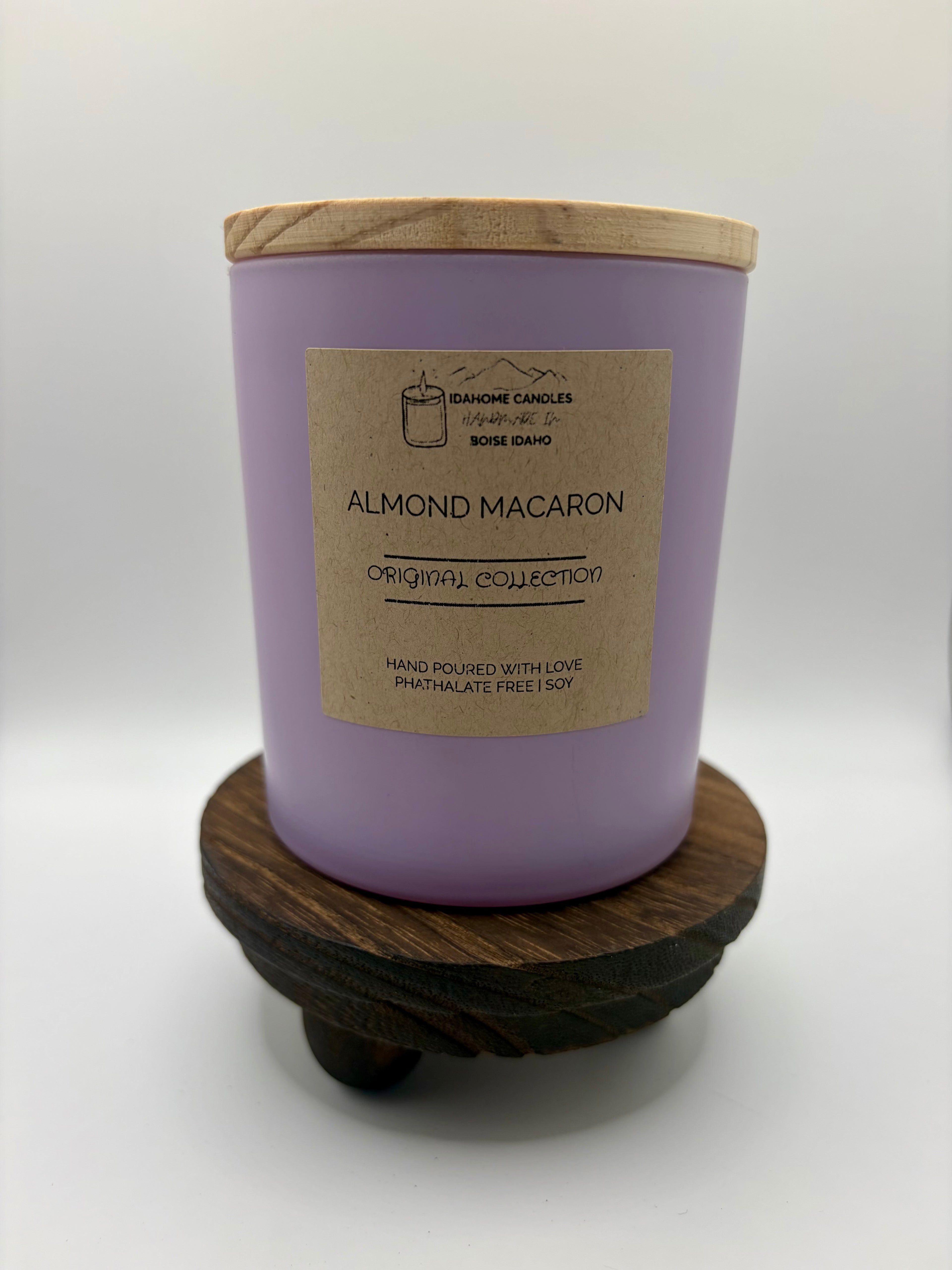 Almond Macaron